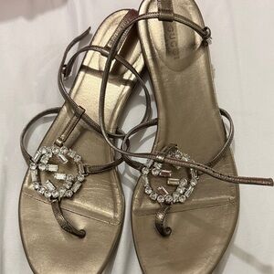Gucci Metallic Gold Crystal-Embellished Toe-Ring Sandals - Women